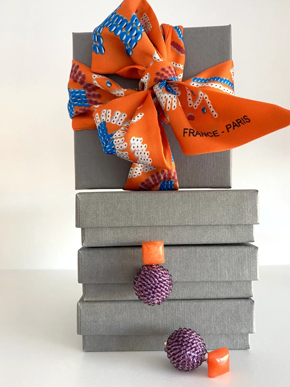 ohrangerie Limited Edition | Ohrringe Aus Schmuckstein<Beerenkugeln, lila mit orangen Jadesteckern