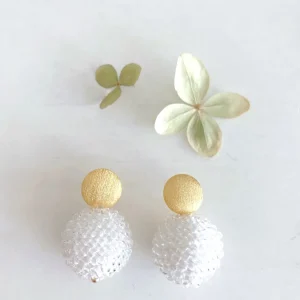 ohrangerie Weiße Stücke | Hochzeitsohrringe<Beerenkugeln, weiß