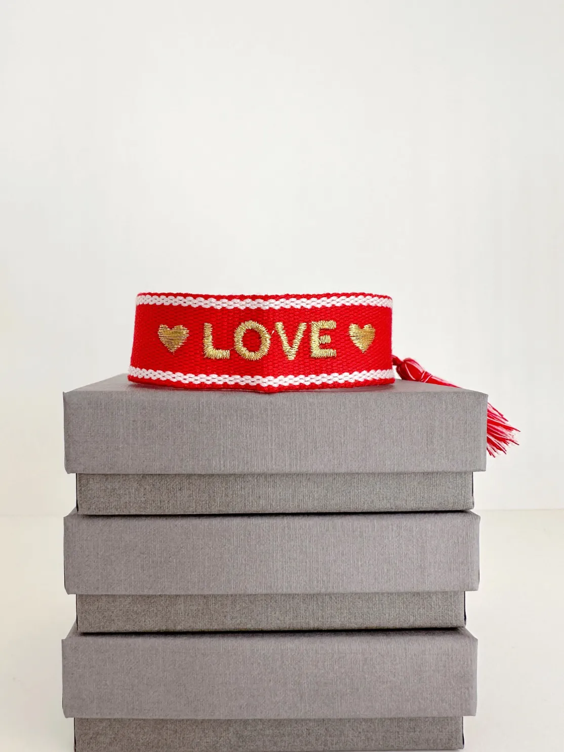 ohrangerie Limited Edition | Rosa Stücke<Gewebtes Armband "LOVE", rot/gold