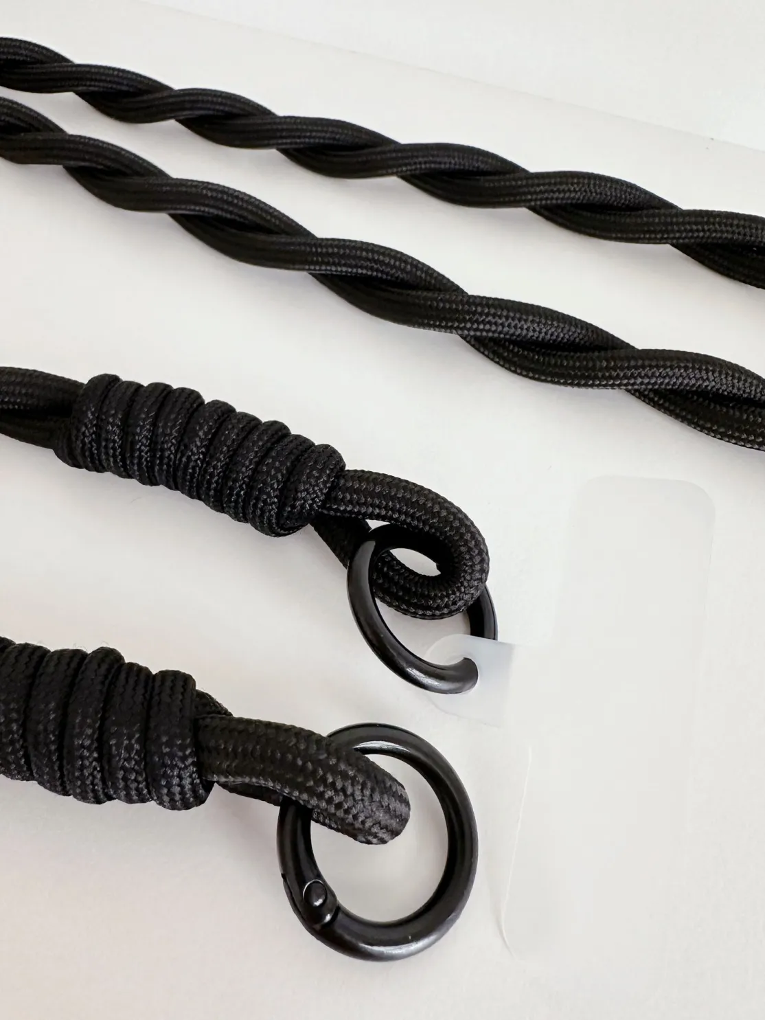 ohrangerie Limited Edition | Schwarze Stücke<Handykette, schwarz, lang