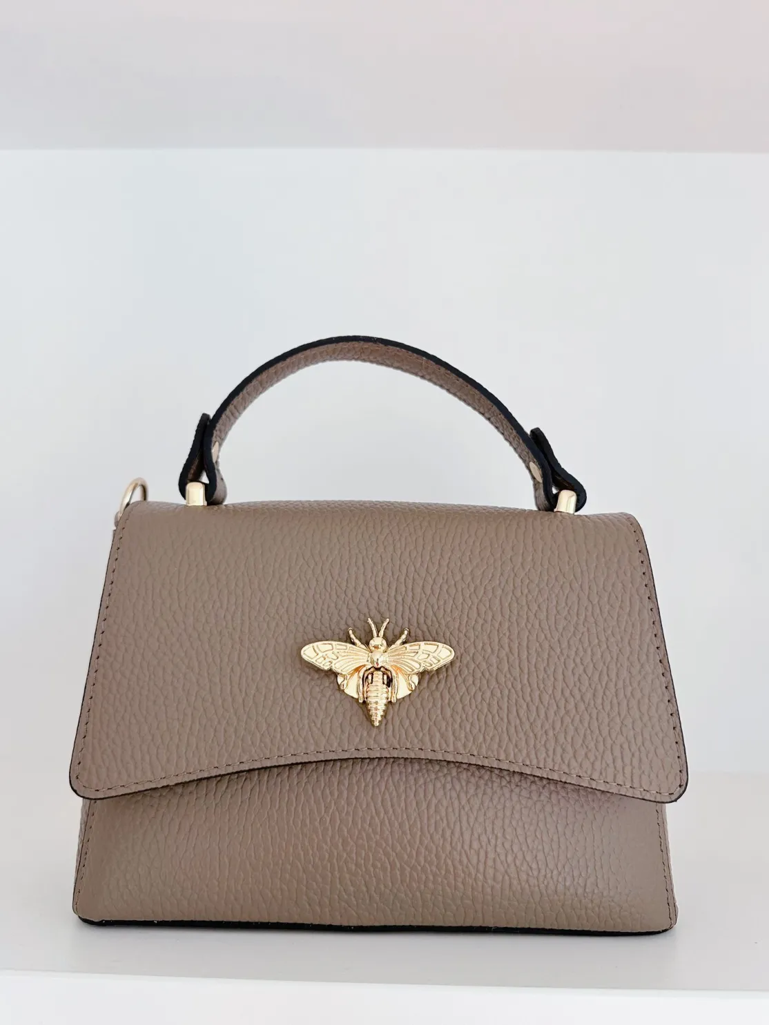 ohrangerie Limited Edition | Erdige Stücke<Ledertasche mit Umhängegurt, taupe