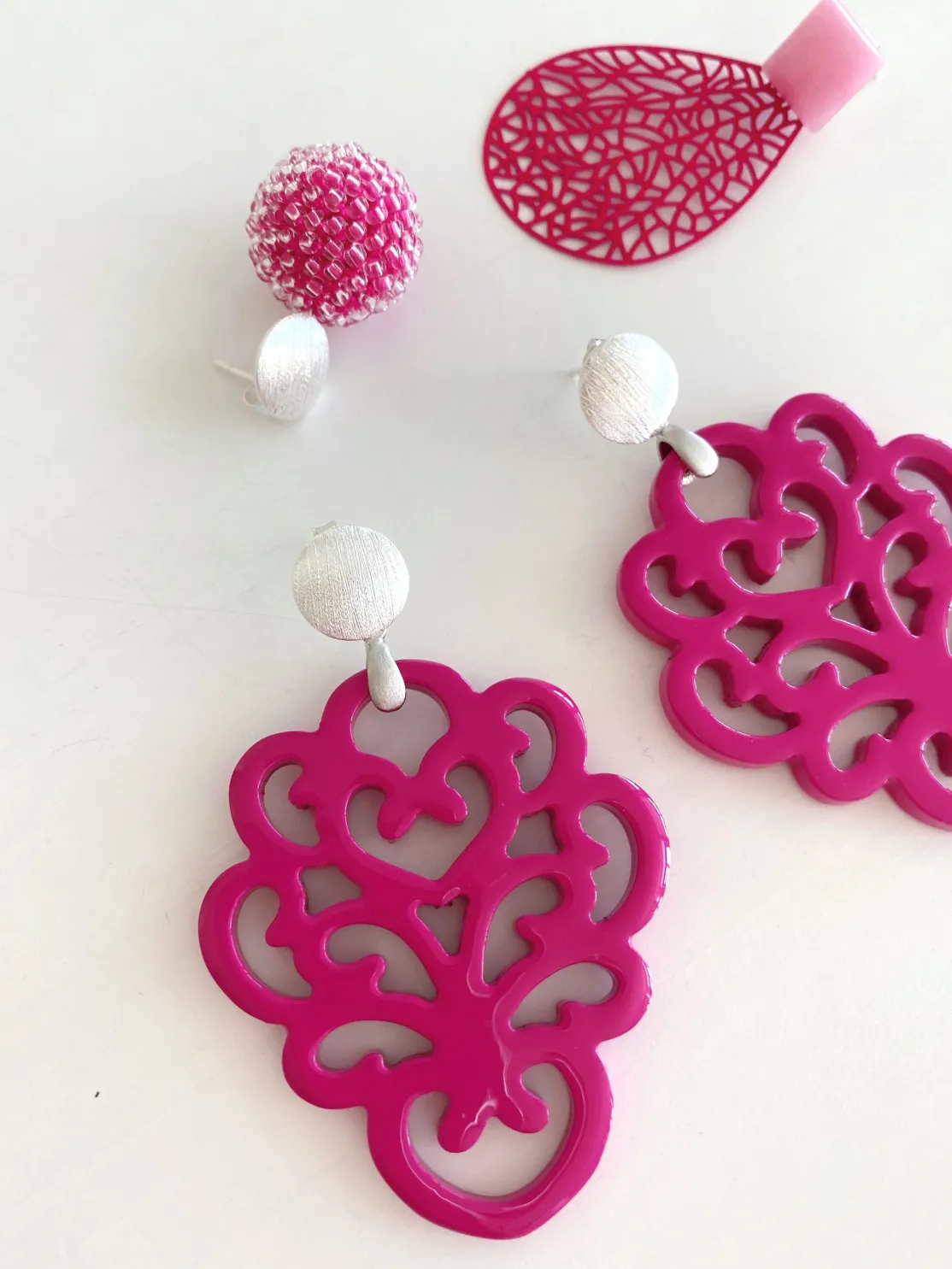 ohrangerie Pinke Stücke | Ohrringe Aus Horn<"Butterblume" aus Horn, pink