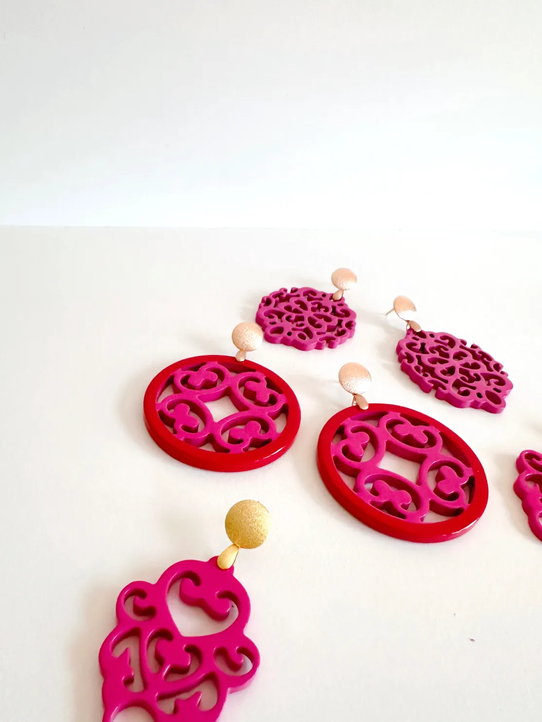 ohrangerie Limited Edition | Rosa Stücke<"Edelrose" aus Horn, rot/pink