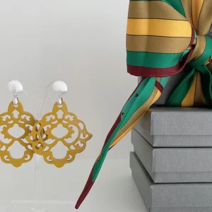 ohrangerie Gelbe Stücke | Ohrringe Aus Horn<"Glockenblume" aus Horn, curry