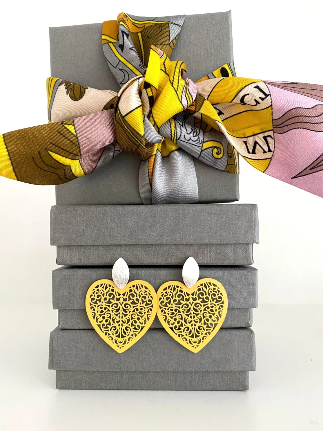 ohrangerie Gelbe Stücke | Valentinstag<"Herzerln" aus Edelmetall, gelb