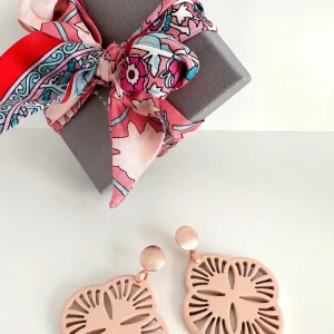 ohrangerie Glückskollektion | Erdige Stücke<"Lauras Glück" aus Horn, nude