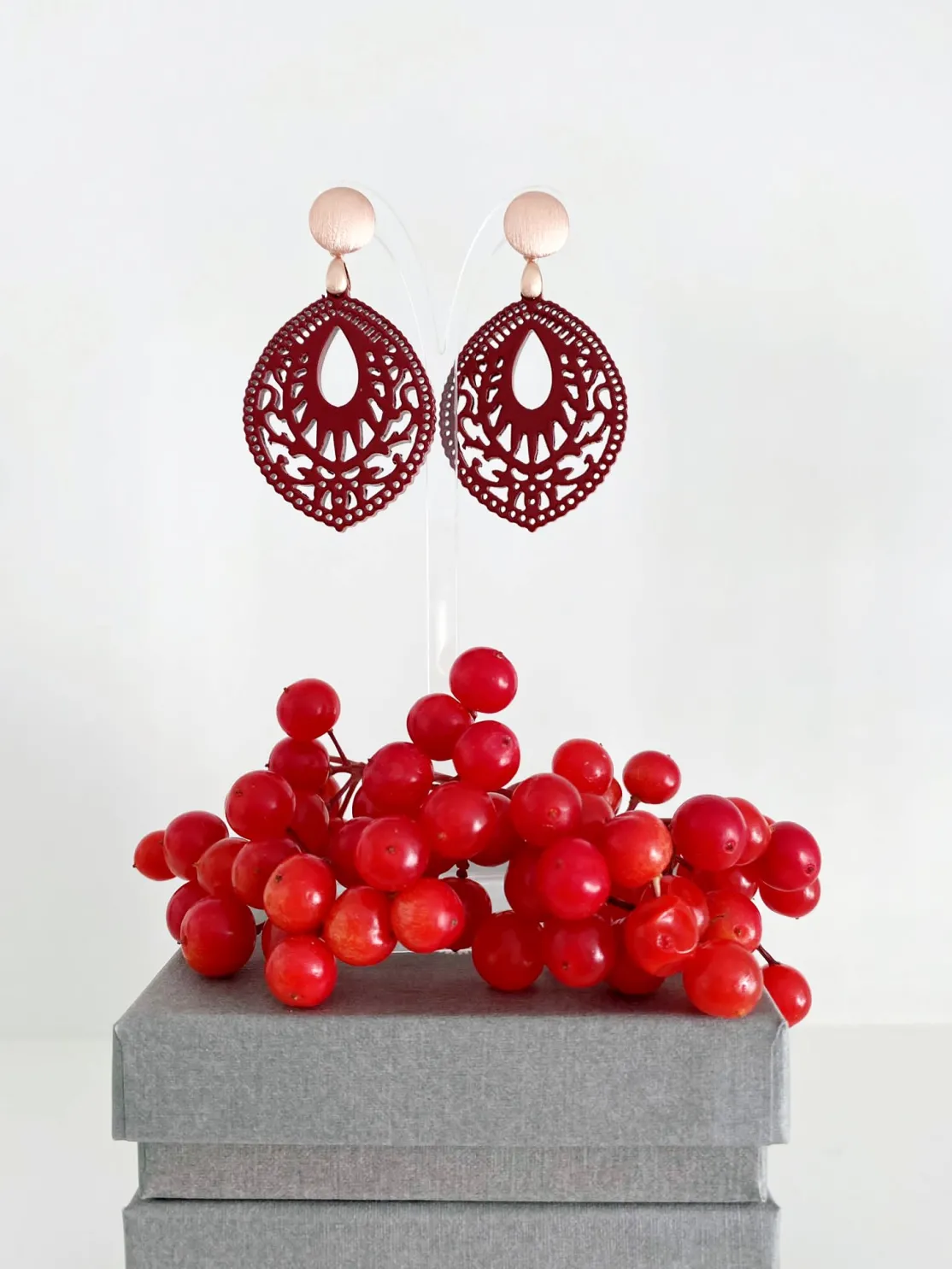 ohrangerie Rosa Stücke | Ohrringe Aus Horn<"Tropfen" aus Horn, bordeaux