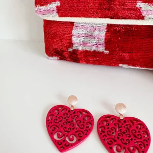 ohrangerie Rosa Stücke | Valentinstag<"XXL Herzerln" aus Horn, himbeerrot